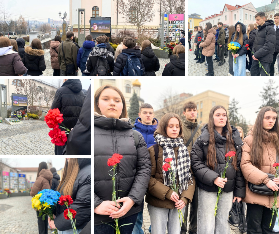 У Вінниці вшановують пам’ять випускників шкіл, чиї життя забрала війна